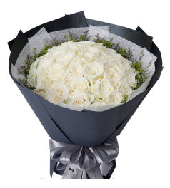 浪漫礼物-33枝白玫瑰，搭配黄莺、情人草
