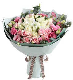 甜美公主-白玫瑰22枝，粉佳人粉玫瑰14枝，粉色桔梗5枝