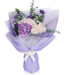 爱的记忆-33枝白玫瑰，1枝紫绣球，6枝紫色洋桔梗